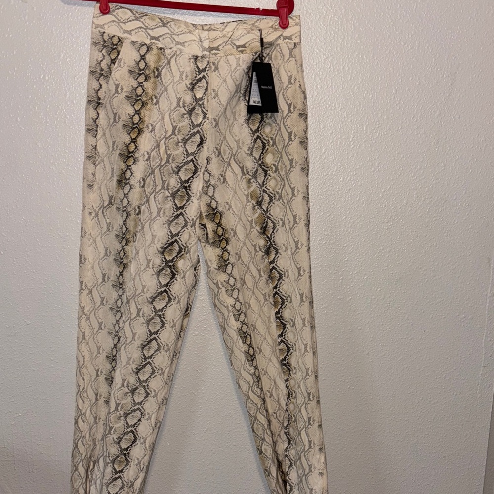 Massimo Dutti Snake Print Skinny Pants in Cream and Black